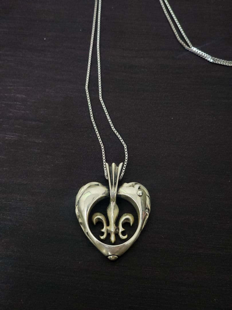 A&G ネックレス Fleur de Lis シルバー925 ハートペンダント - メルカリ