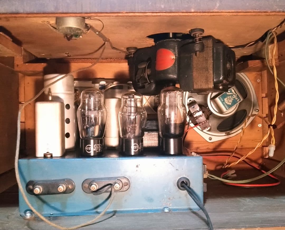 昭和レトロ真空管ラジオ　蓄音機　アンティーク　ジャンク