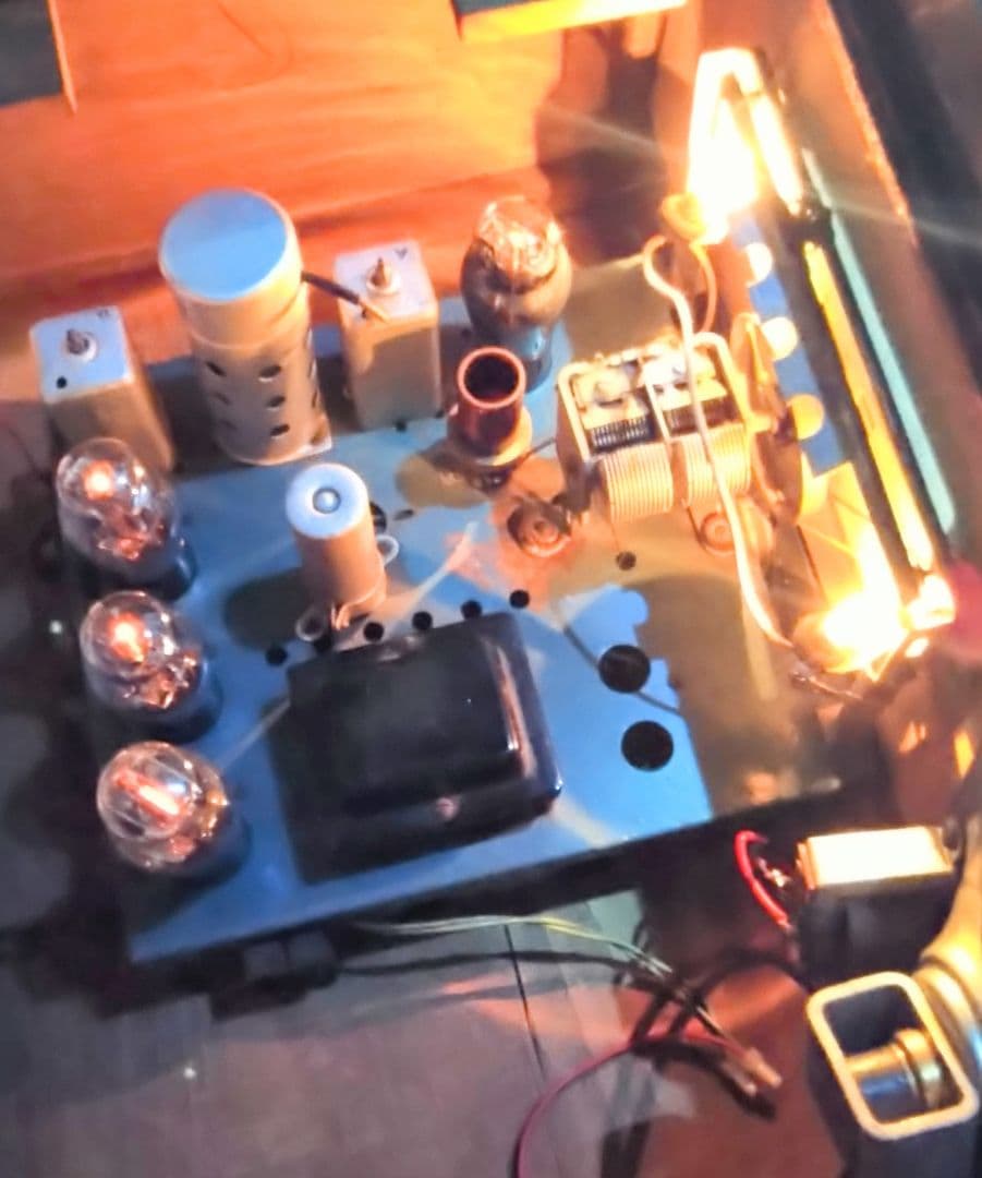 昭和レトロ真空管ラジオ　蓄音機　アンティーク　ジャンク