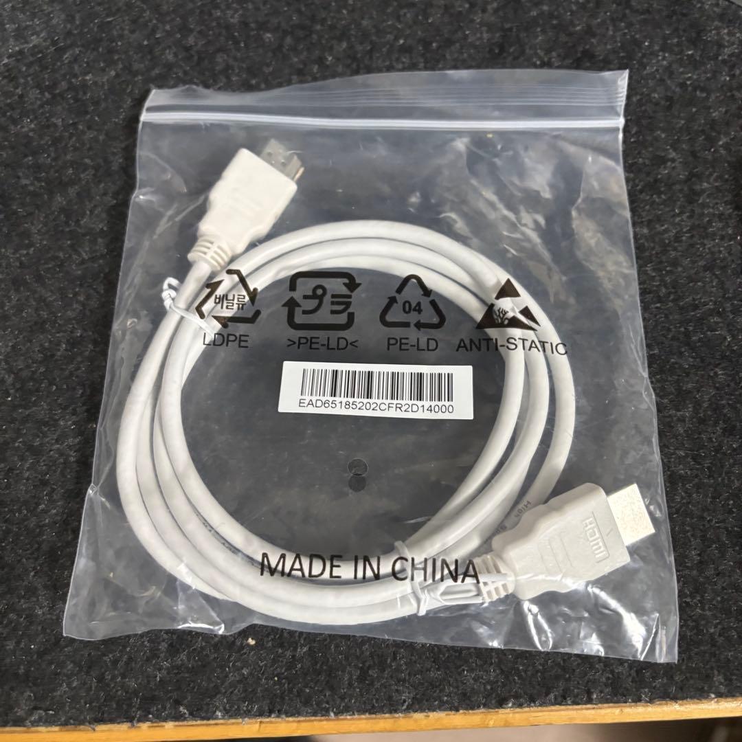 LG 32UN500-W 31.5インチ 4Kモニター 液晶　2023年製