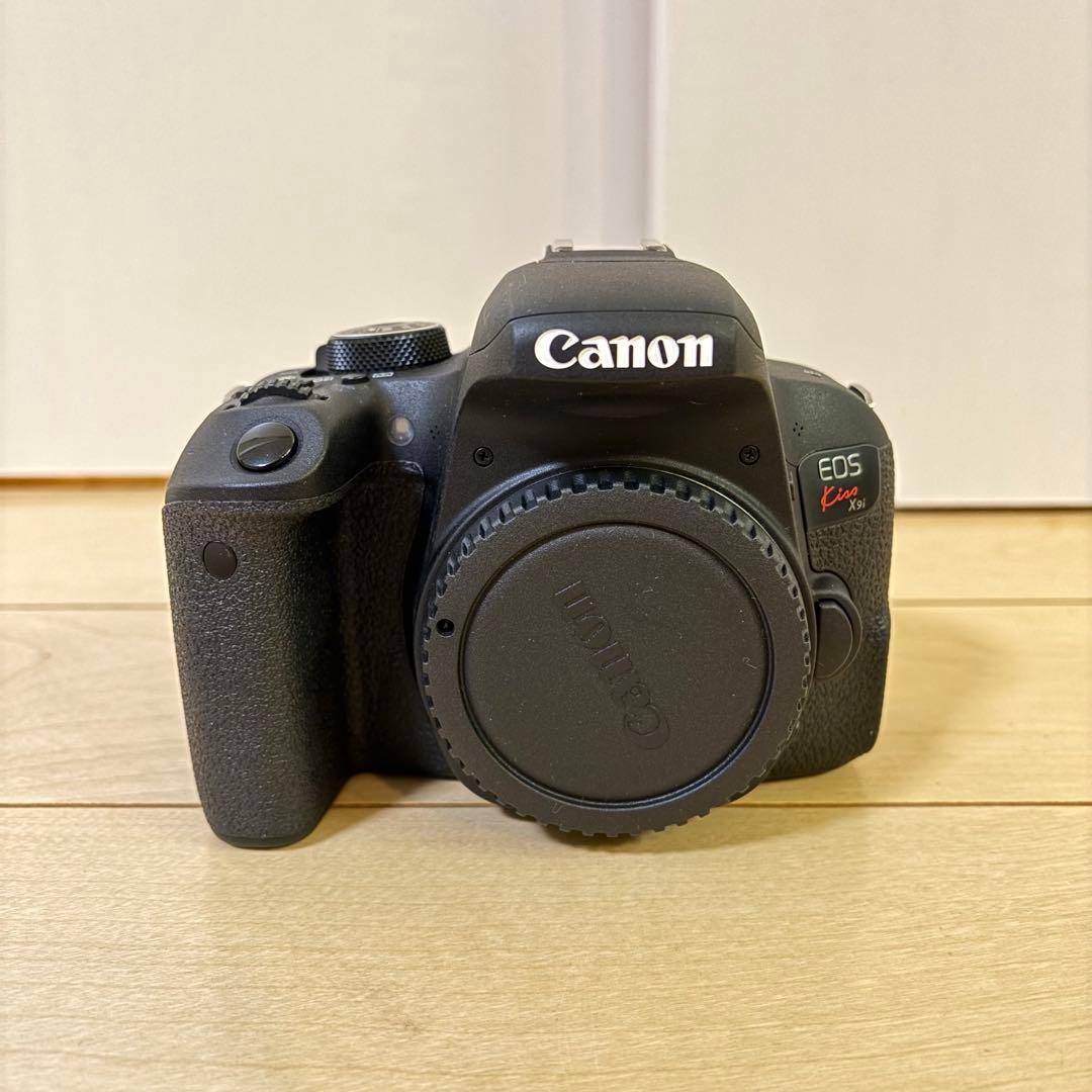 【美品】おまけ付　Canon EOS Kiss X9i ダブルズームキット