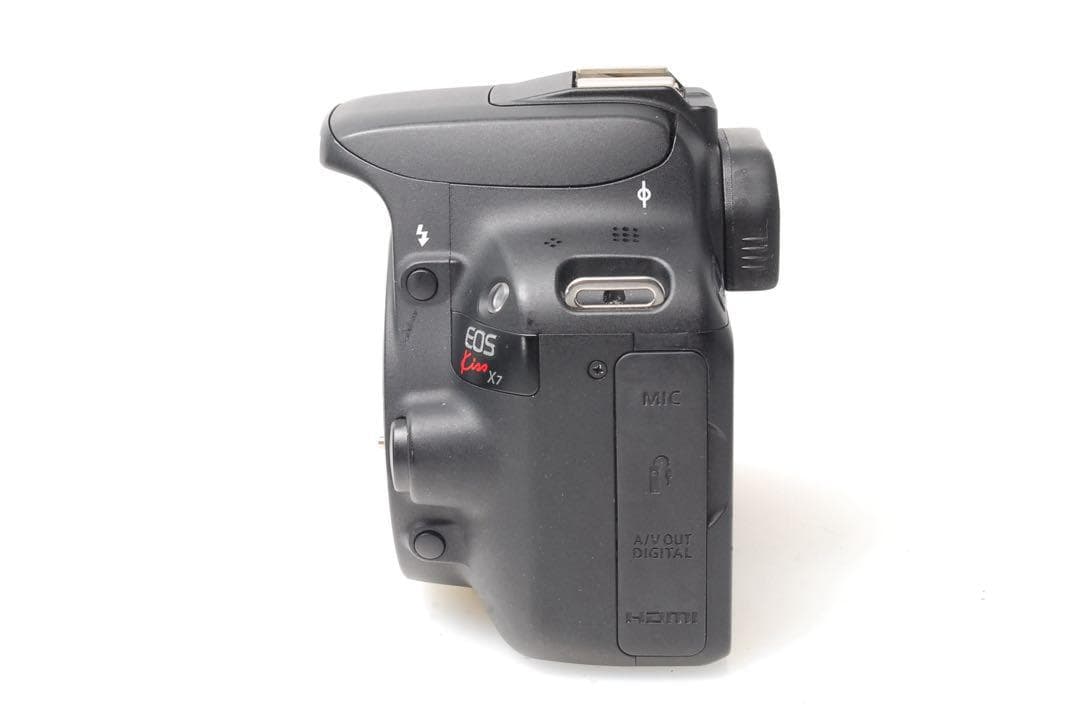 ✨ショット数4380回✨CANON KISS X7✨ダブルレンズ✨超軽量✨