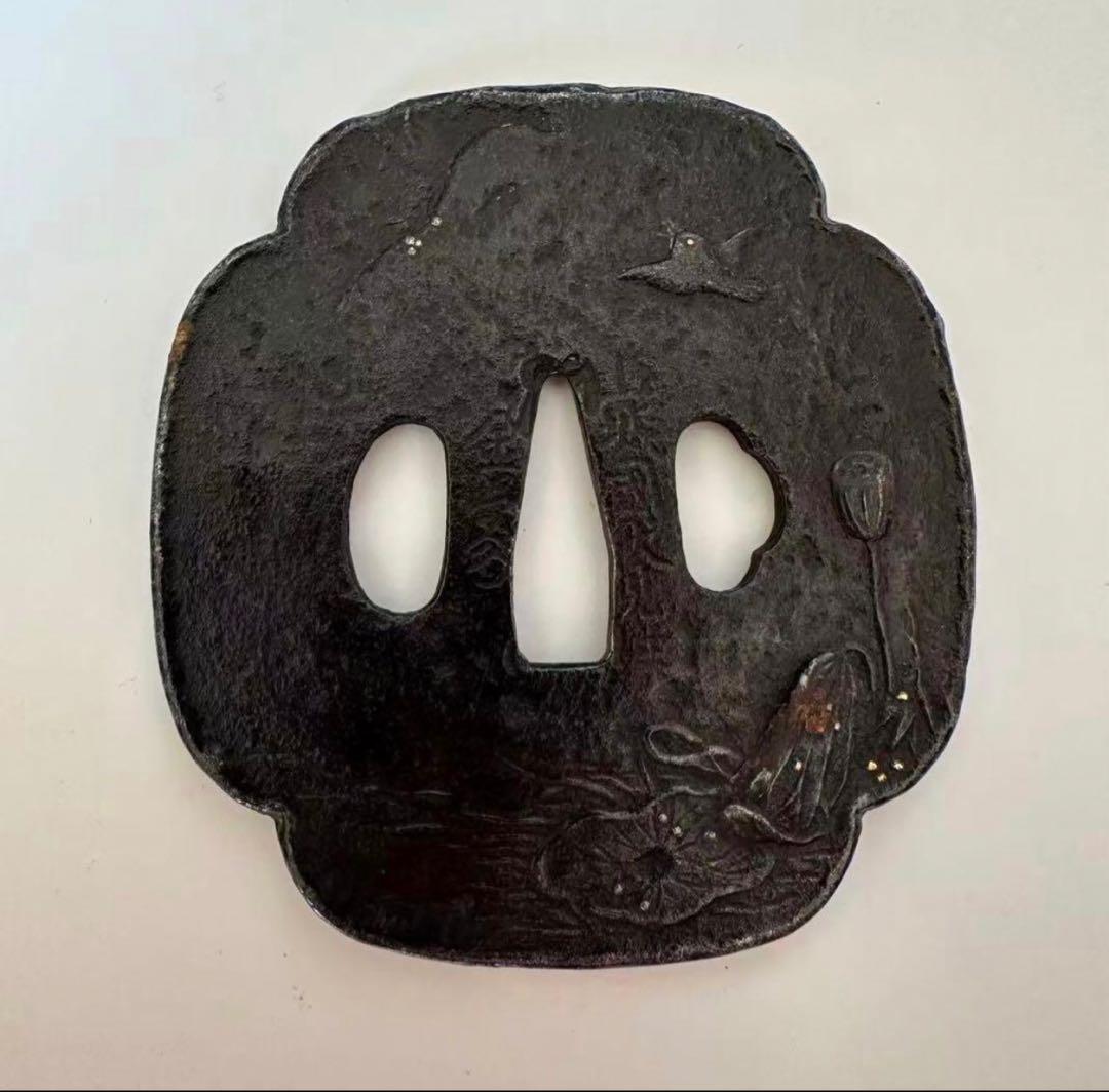 山城国伏見住 金家 鍔 鉄地 象嵌 鐔 山水鳥図 刀装具 古美術 時代物 鉄鍔 日本刀販売専門店 銀座長州屋 鍔 鐔 販売品 竹生島図鐔 銘 山城国伏見