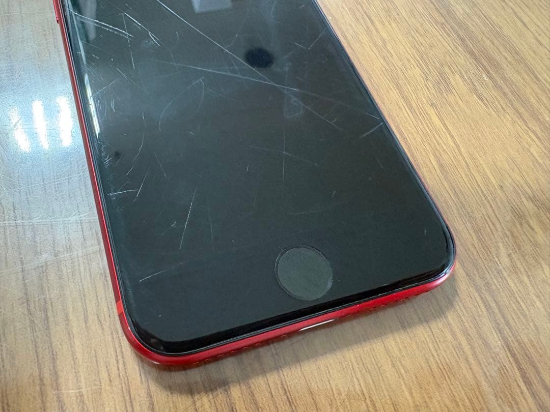 画面割れ 傷 iPhone8 64GB - メルカリ