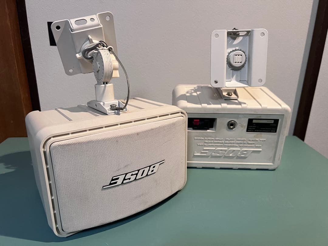 BOSE 111ADW スピーカー ホワイト 取り付け金具付き