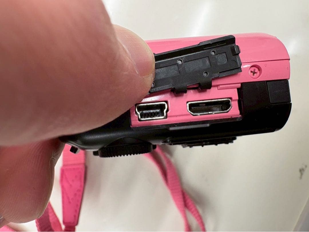 ニコン Nikon 1 J1 ピンク レンズ　10-30mm F3.5-5.6