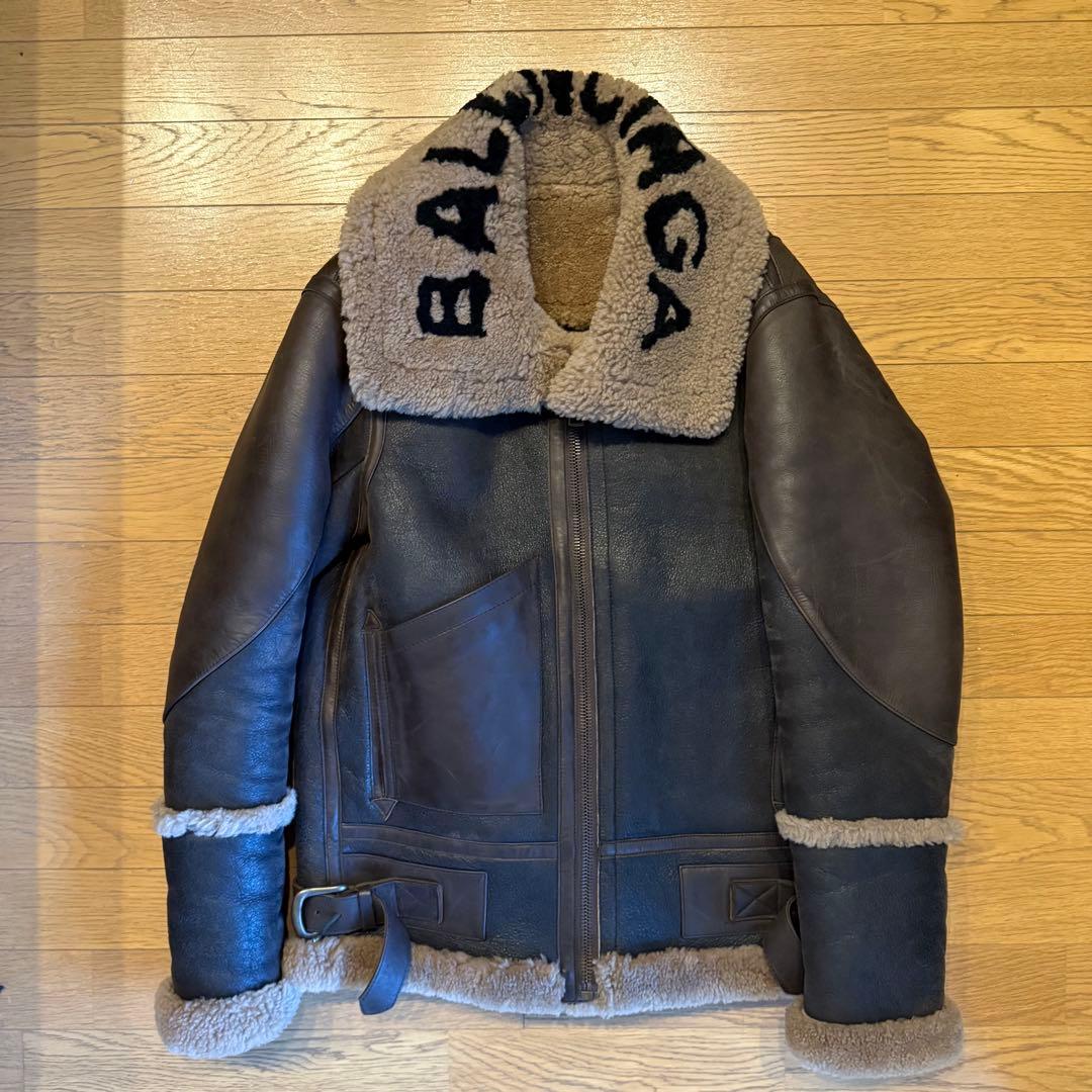 バレンシアガ ムートン ボンバー レザージャケット ロゴ 34 - メルカリ