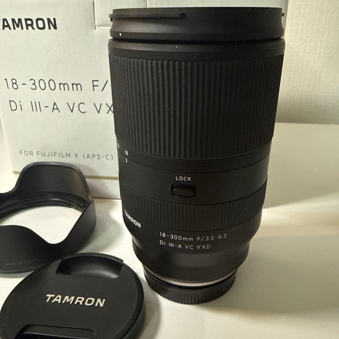 タムロン 18-300mmズームレンズ Xマウント