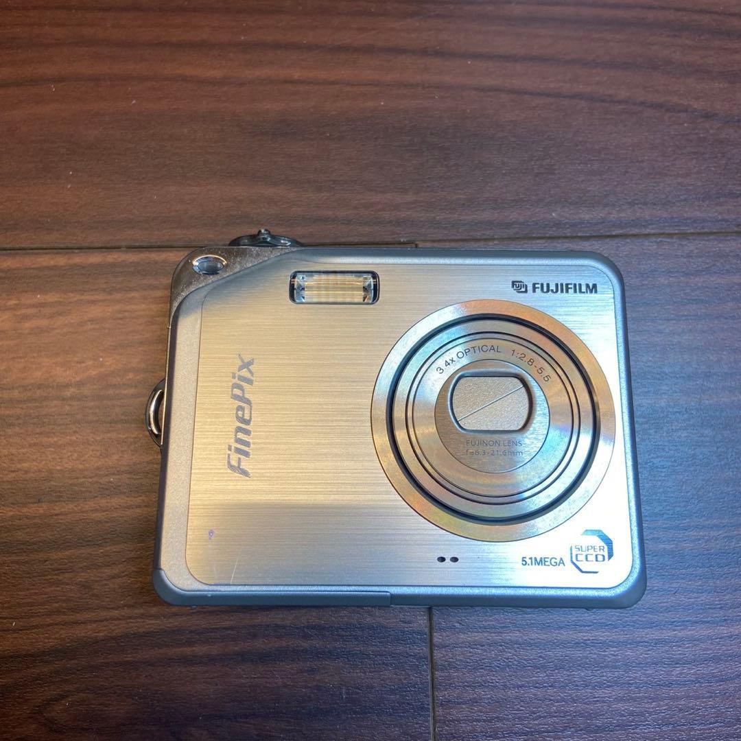FUJI FILM FinePix FINEPIX V10 デジカメ 5502