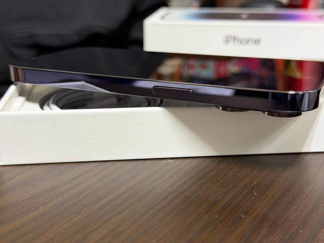 【外観極美品】iPhone 14 Pro 128GB ディープパープル