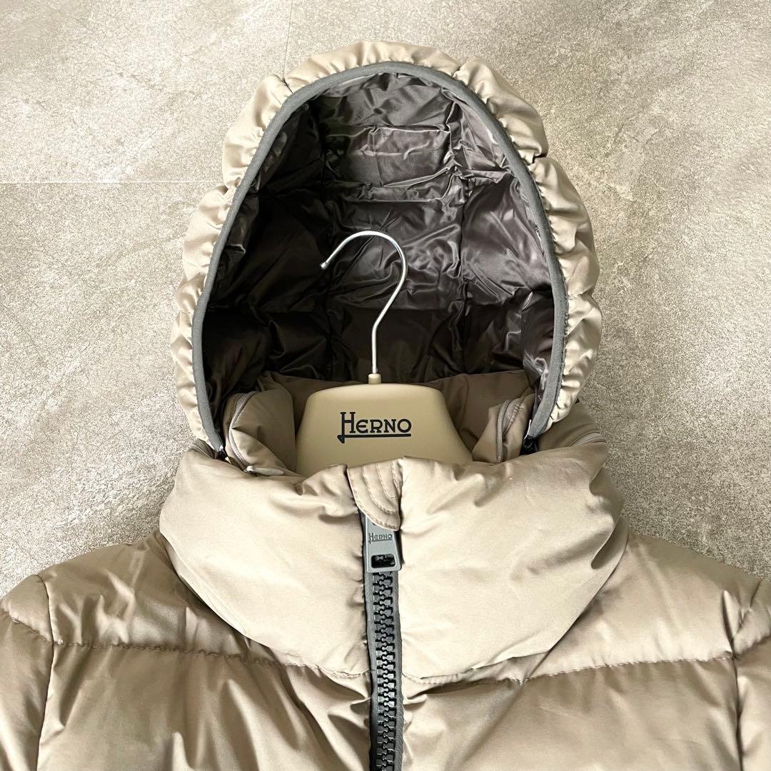 美品☆ヘルノラミナー ゴアテックス ダウンコート レディース