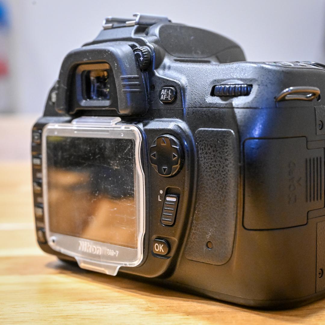 Nikon D80 デジタル一眼レフカメラ　純正レンズ２本付き