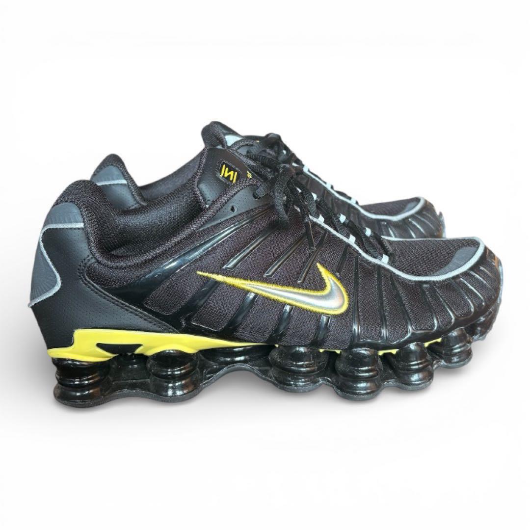 Nike Shox ブラック/イエロー スニーカー NIKE SHOX TL ブラック/イエロー スニーカー - メルカリ