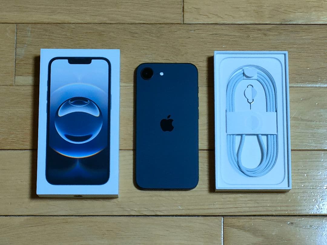 即日発送 iPhone16e ブラック SIMフリー バッテリー100%