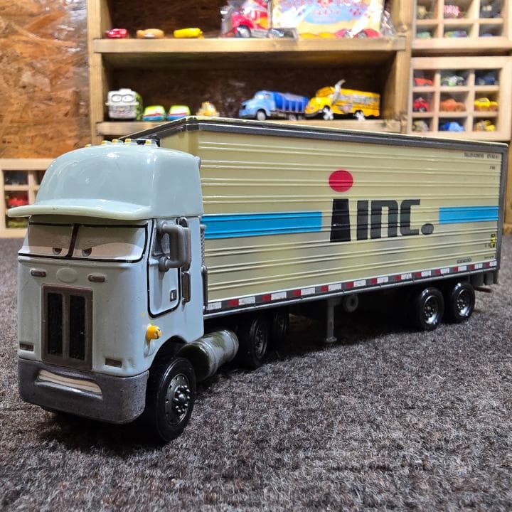 レア】カーズ1 ハウラー CHET BOXKAAR HAULER - メルカリ