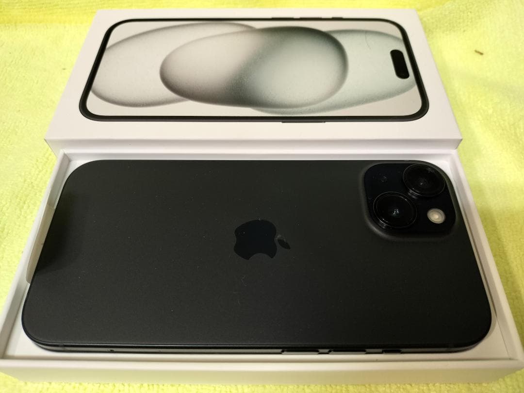 【新品】 iPhone15 128GB ブラック SIMフリー②