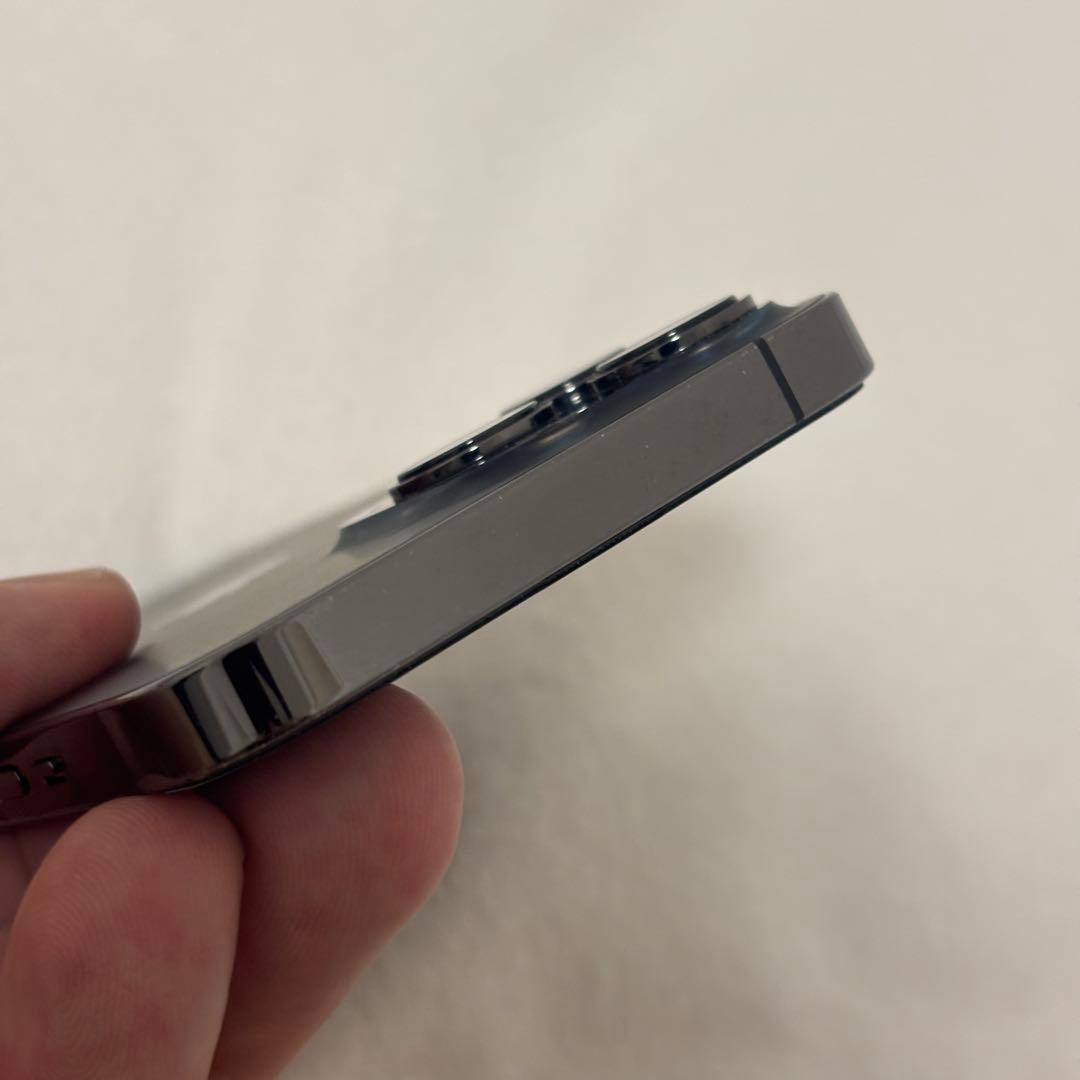 iPhone 13 Pro グラファイト 256GB ガラスフィルム付