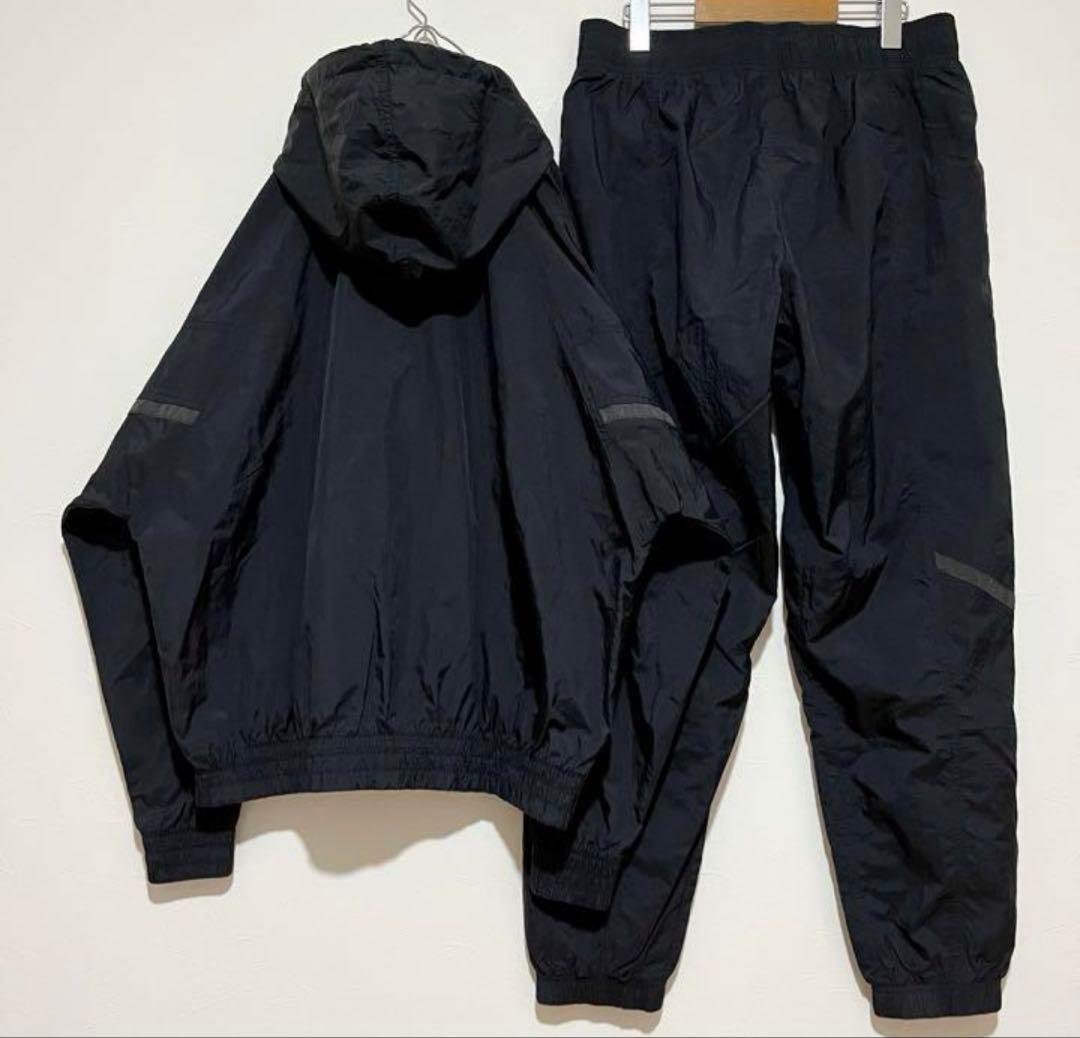 コムドットやまと着用】ナイキ刺繍ナイロンジャケット筆記体