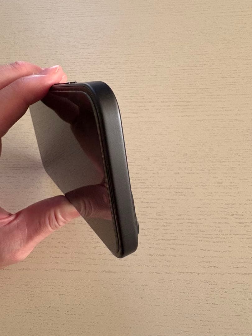 【美品】iPhone 15 128GB ブラック SIMフリー