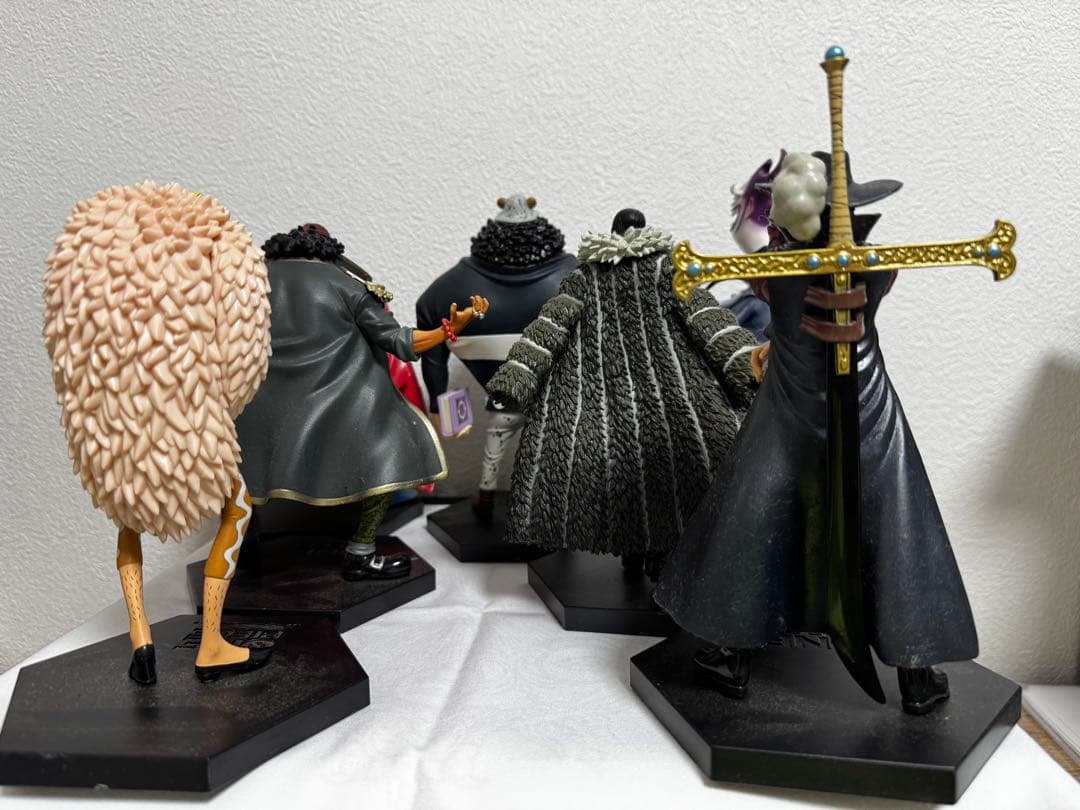 ワンピース フィギュア まとめ売り 七武海 四皇 白ひげ ミホーク