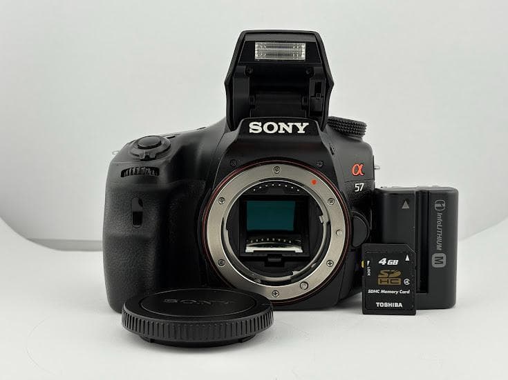 ★美品★ ソニーSONY α57 ボディ SLT-A57★バッテリー、SDHC★