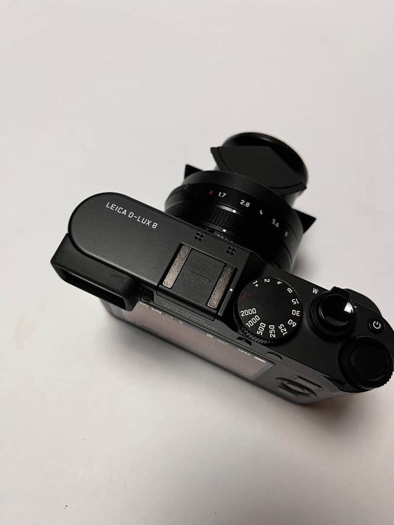 Leica ライカ -Lux 8 純正グリップ/オートレンズキャップ付中古 美品