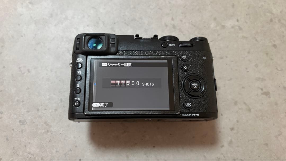 【値下げ中】Fujifilm X100T コンパクトデジタルカメラ