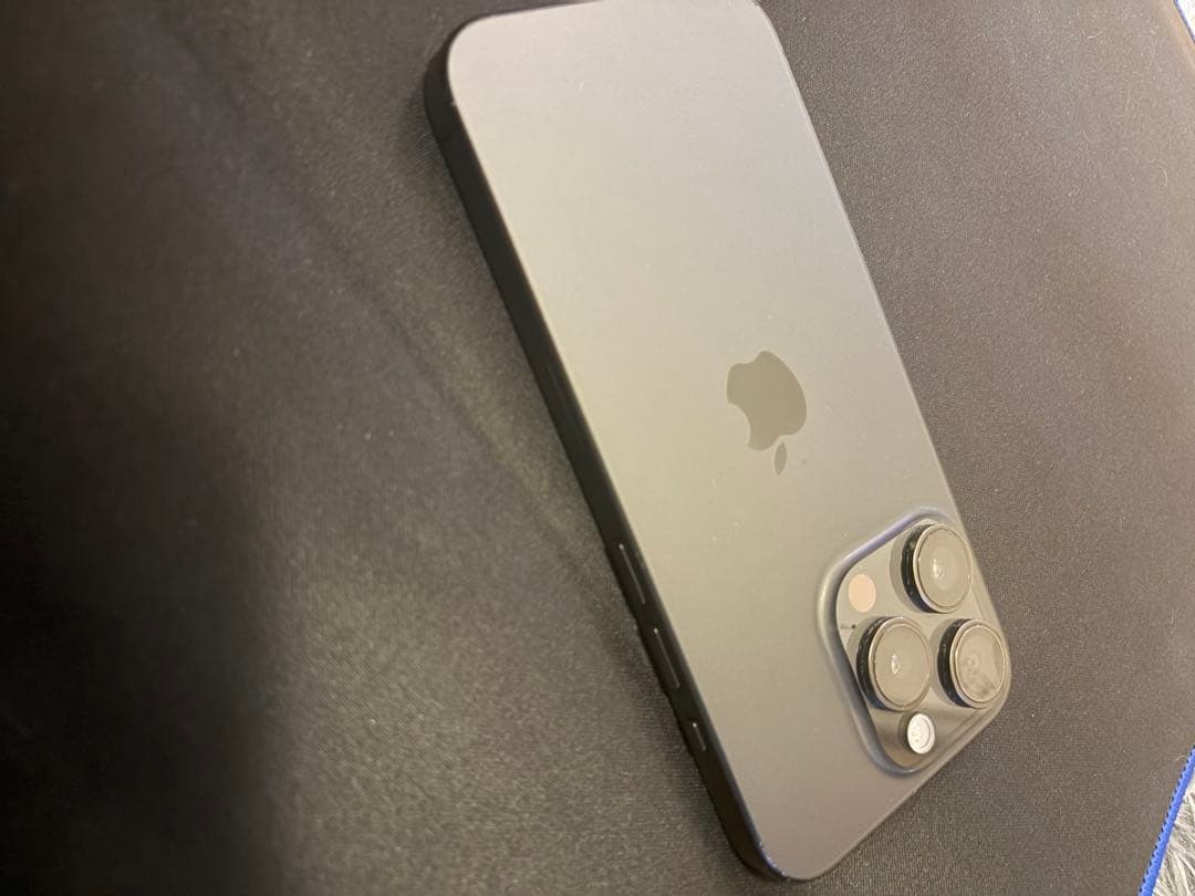 iPhone 15 Pro 256GB ブラック SIMフリー