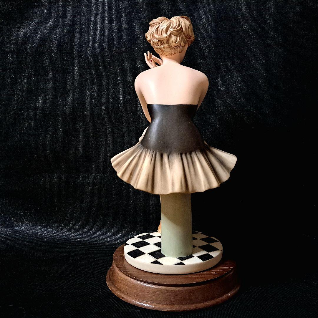 Varga Girl バーガスガール フィギュア - メルカリ