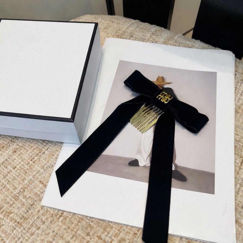 MIU MIU ロゴ付き ベルベットリボン ヘアコーム ブラック MiuMiu☆日本入手困難☆ロゴ ベルベットリボン ヘアアクセサリー