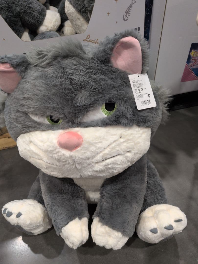 ラスト1 コストコ ディズニー ルシファー ぬいぐるみ 猫 ねこ - メルカリ