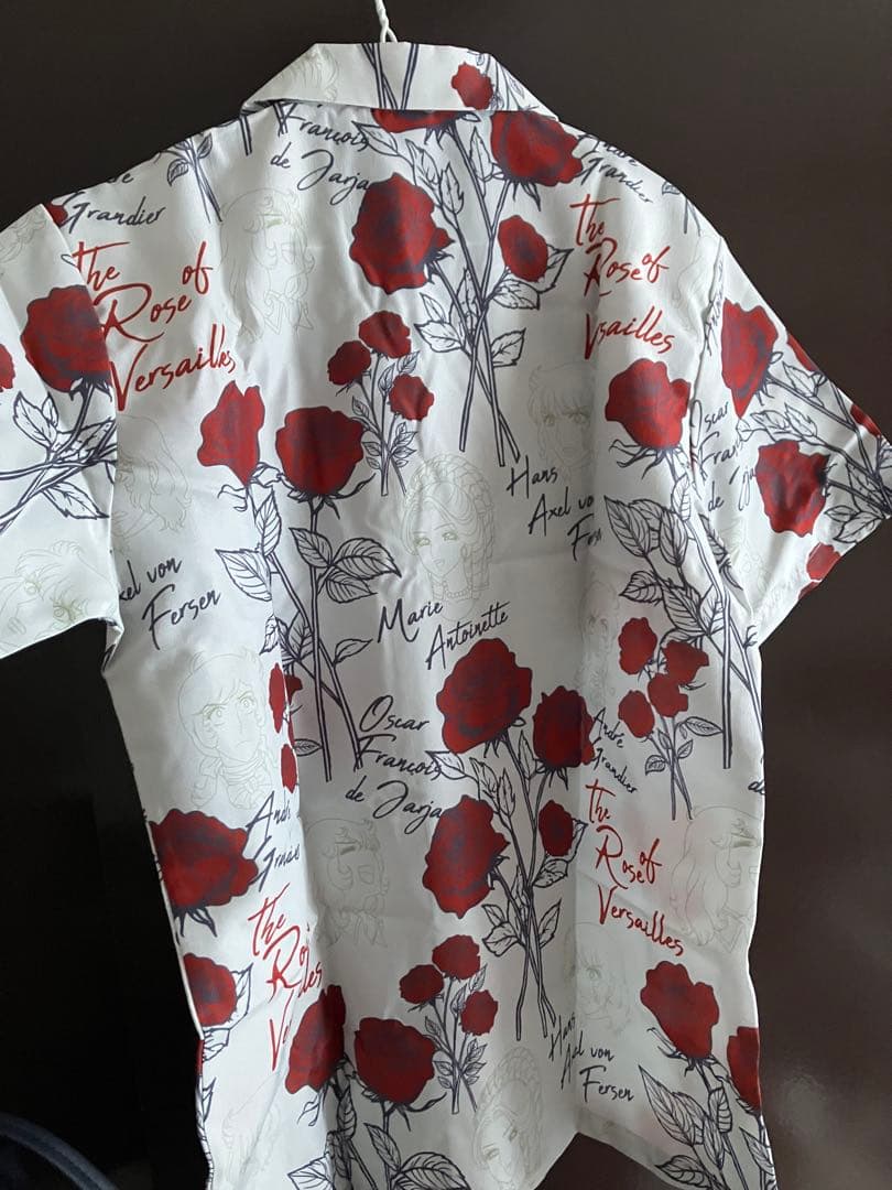 ベルサイユのばら 有楽町マルイ 襟付きシャツ