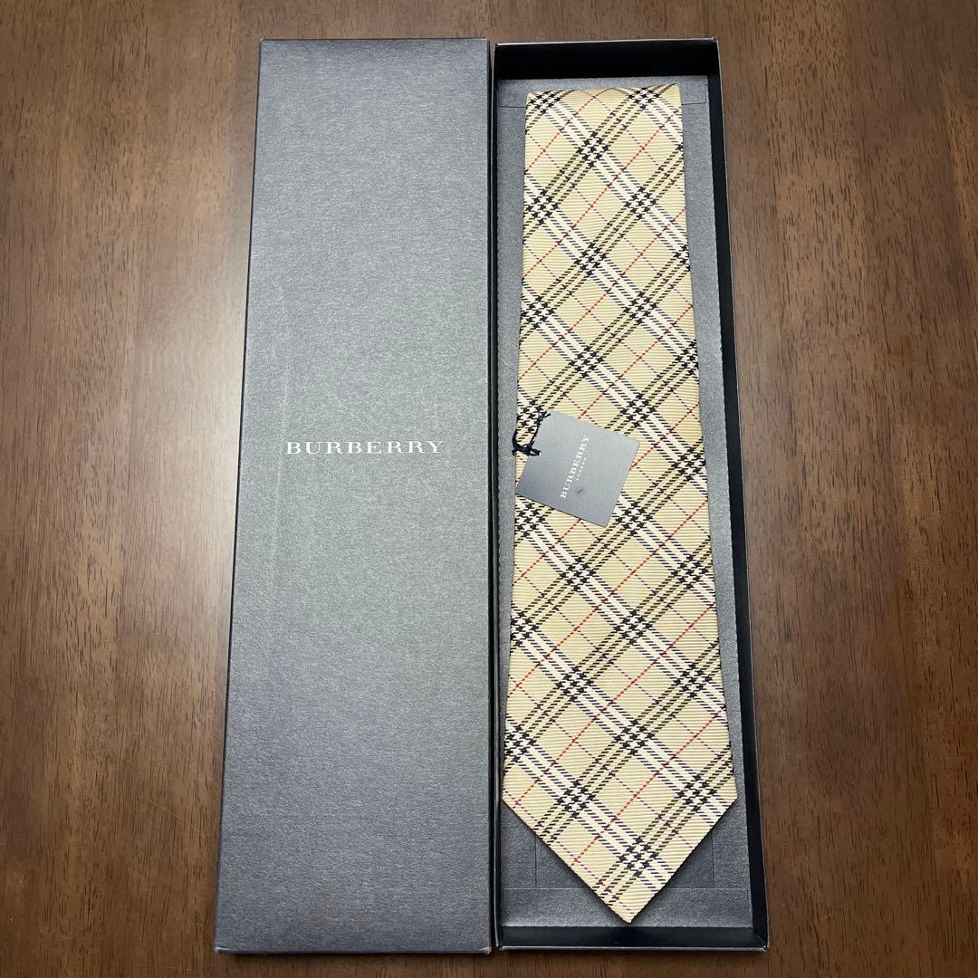 未使用タグ付 バーバリーロンドン ネクタイ 白銀 ノバチェック 結婚式