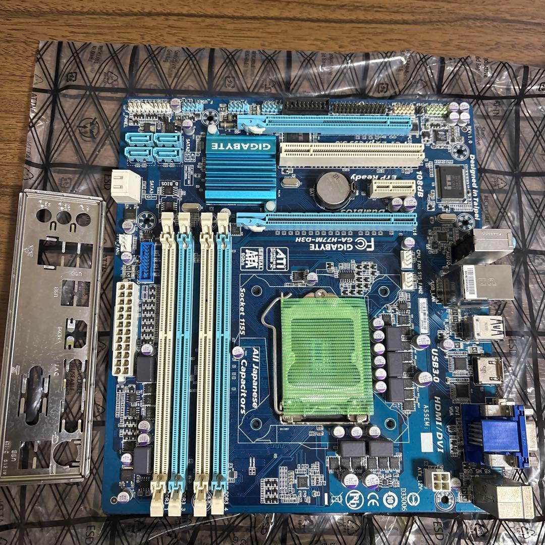 MicroATXマザボ 、Intel core i7 3770セット