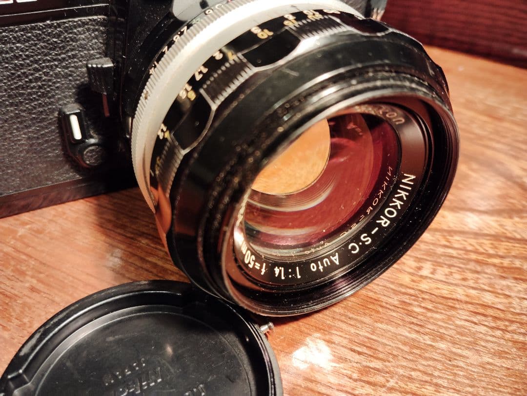 Nikon FE2 一眼レフカメラ レンズ付き