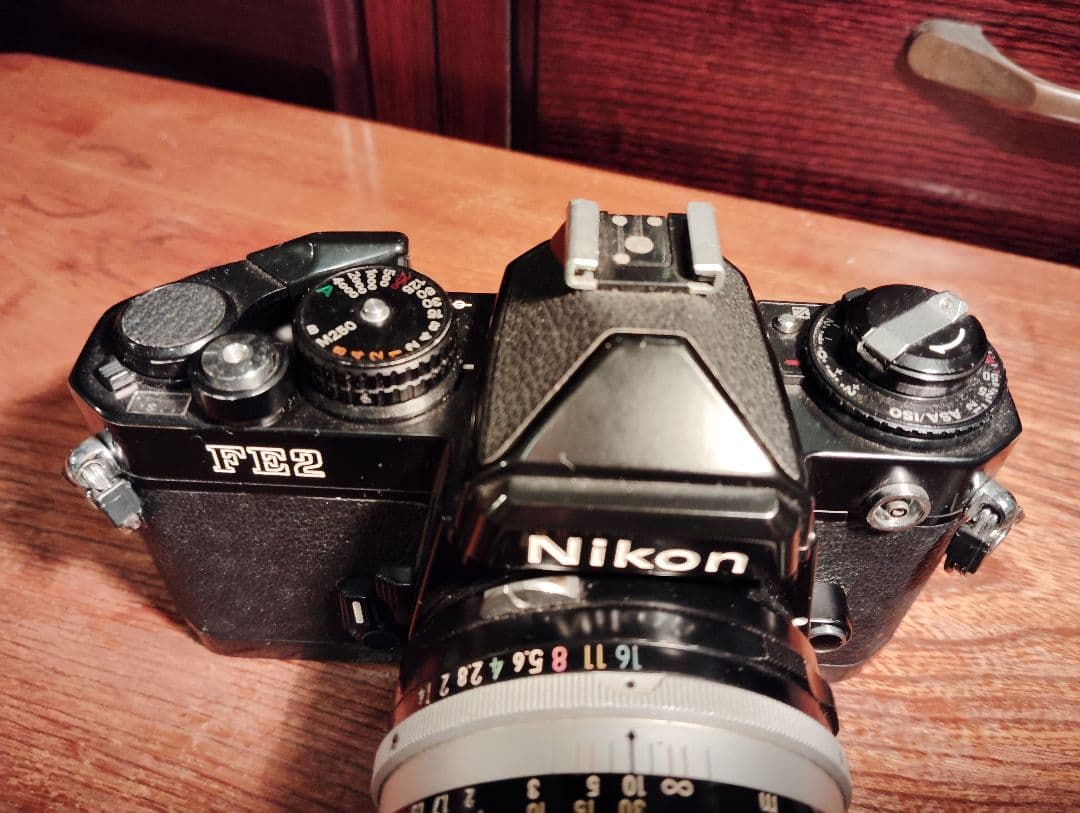 Nikon FE2 一眼レフカメラ レンズ付き