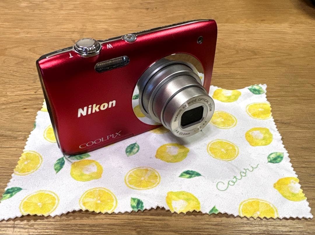 【極美品】NIKON COOLPIX A100 レッド 希少