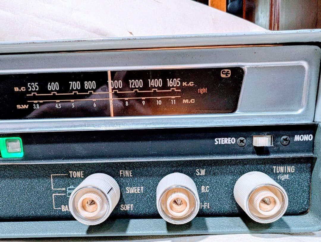 映画出演ステレオ真空管ラジオアンプbluetooth付　高級機