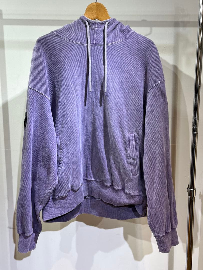 【CAVEMPT C.E/シーイー】フード付きパーカー ロゴパッチ付き C.E（シーイー） パーカー 「C.E / シーイー」cavempt