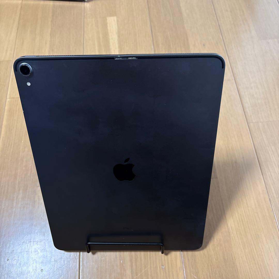 iPad Pro 12.9 第3世代Magic Keyboard付き