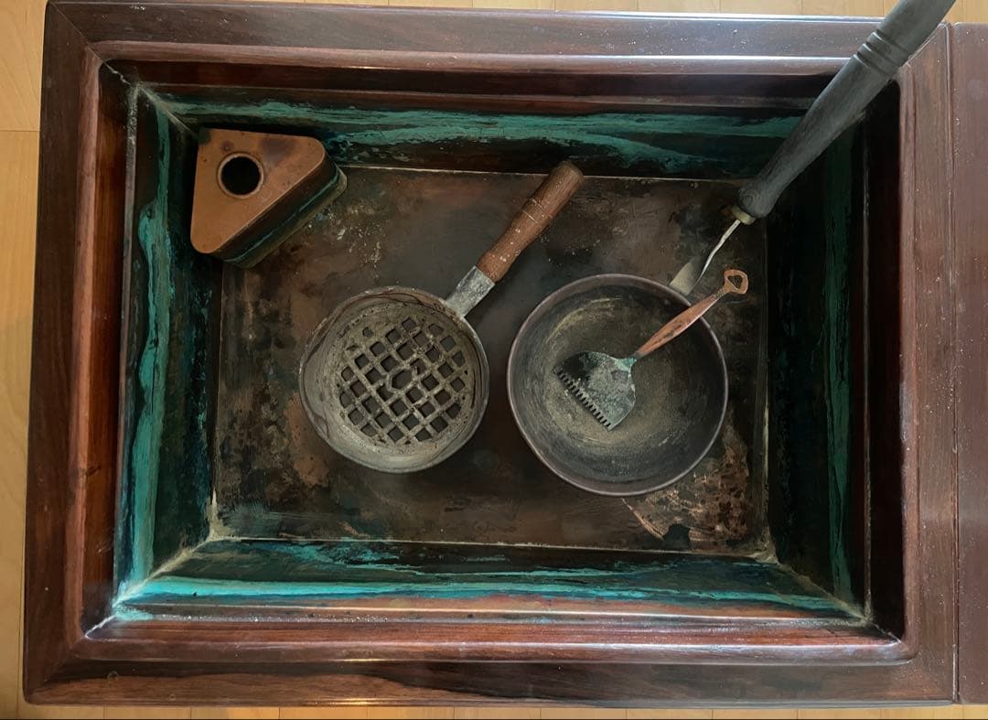 nonnonnon　《長火鉢》