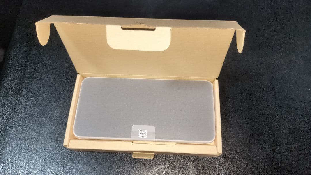 Softbank AQUOS arrows We2　 ミストホワイト