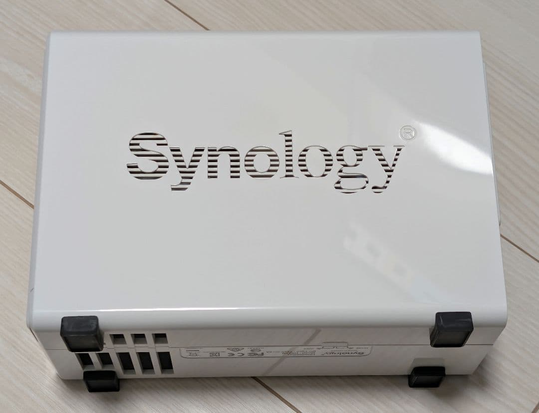 Synology DS216j NAS + HDD 4TB×2個