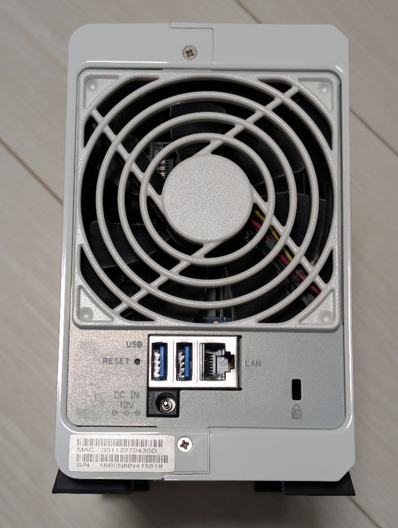 Synology DS216j NAS + HDD 4TB×2個