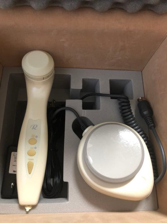 動作良好　ほぼ未使用　テクノリンク　リシェス　美顔器　ボディケア