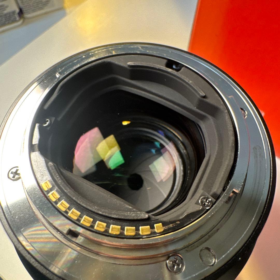 Sony FE 85mm F1.8 SEL85F18 Eマウント