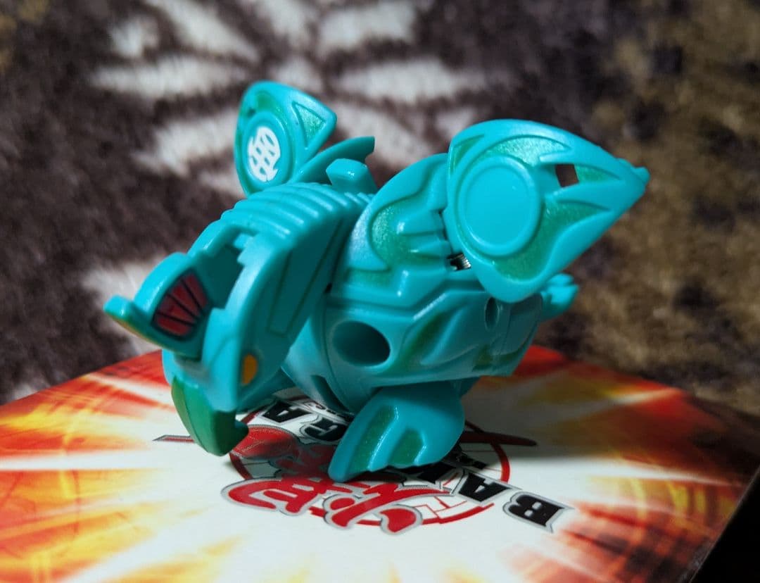 BAKUGAN 爆丸 拡張パック ゼフィロス・フェニックス
