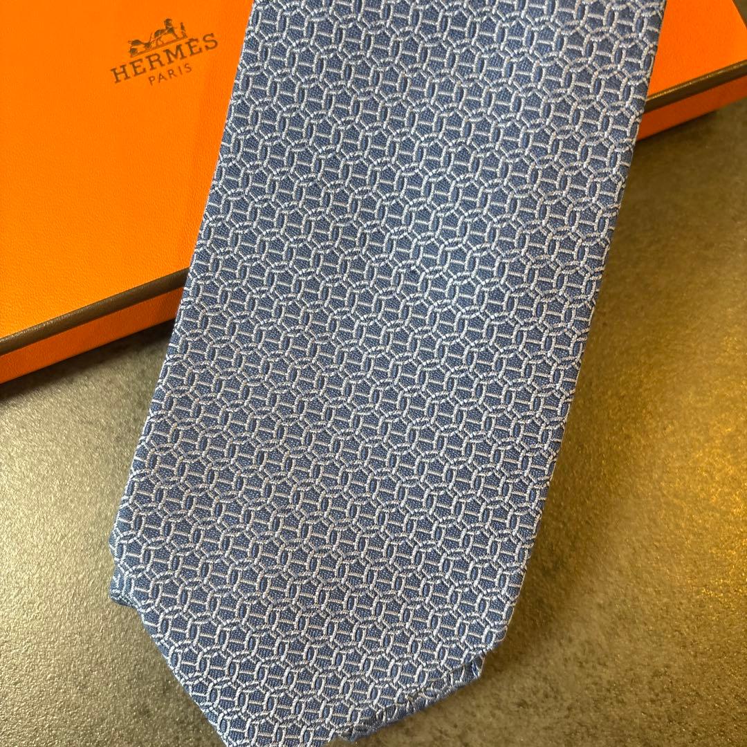 HERMES 青 幾何学模様 ネクタイ - メルカリ