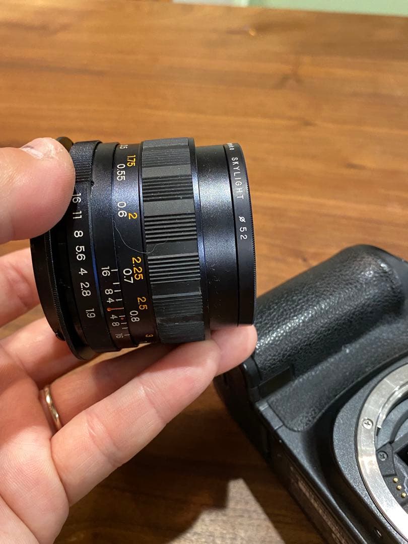 Canon EOS 20D デジタル一眼 ヤシカ1:1.9 50㍉単焦点 動作品 - メルカリ