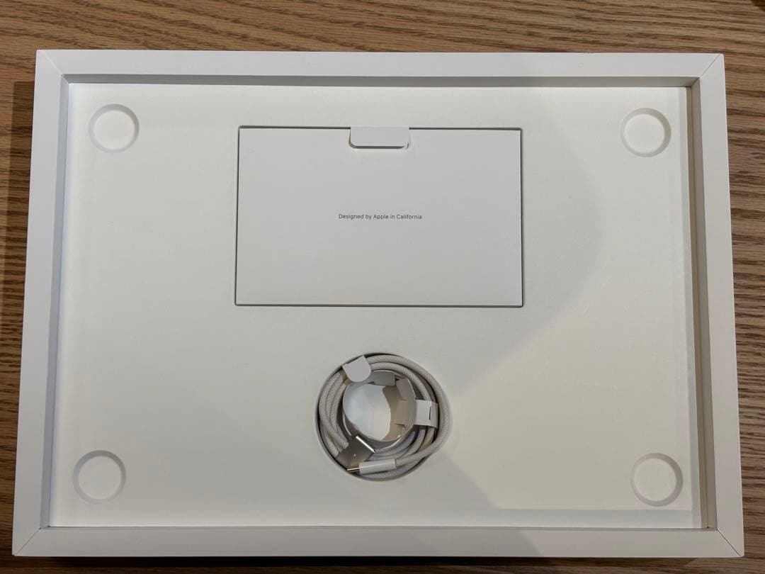 【極美品】Apple MacBook Air M3 MRYR3J/A A3114